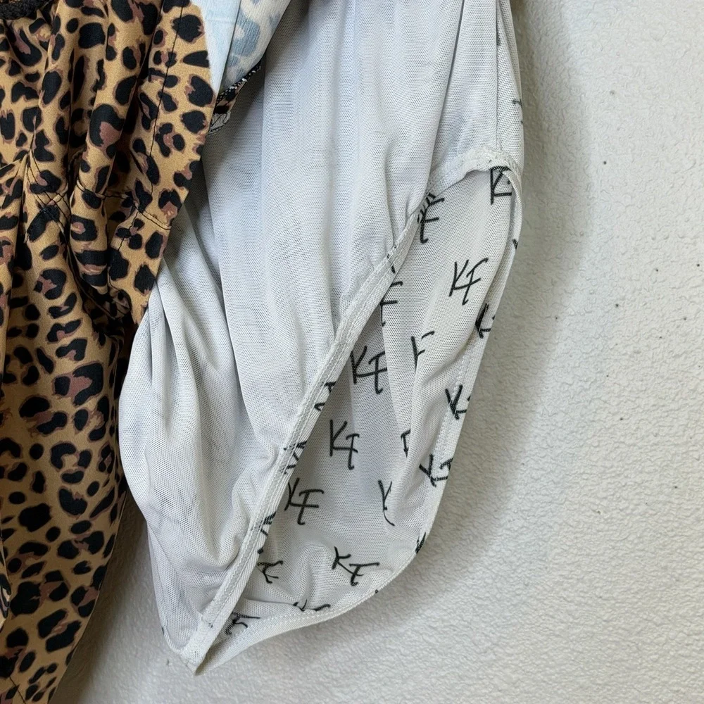 Kenny Flowers Swim Trunks Mens Sz Medium Animal Print Mens‎ Face The Hangover?